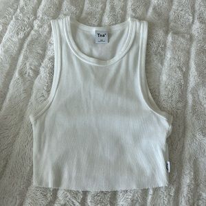 Aritzia TNA white tank top size 2xs